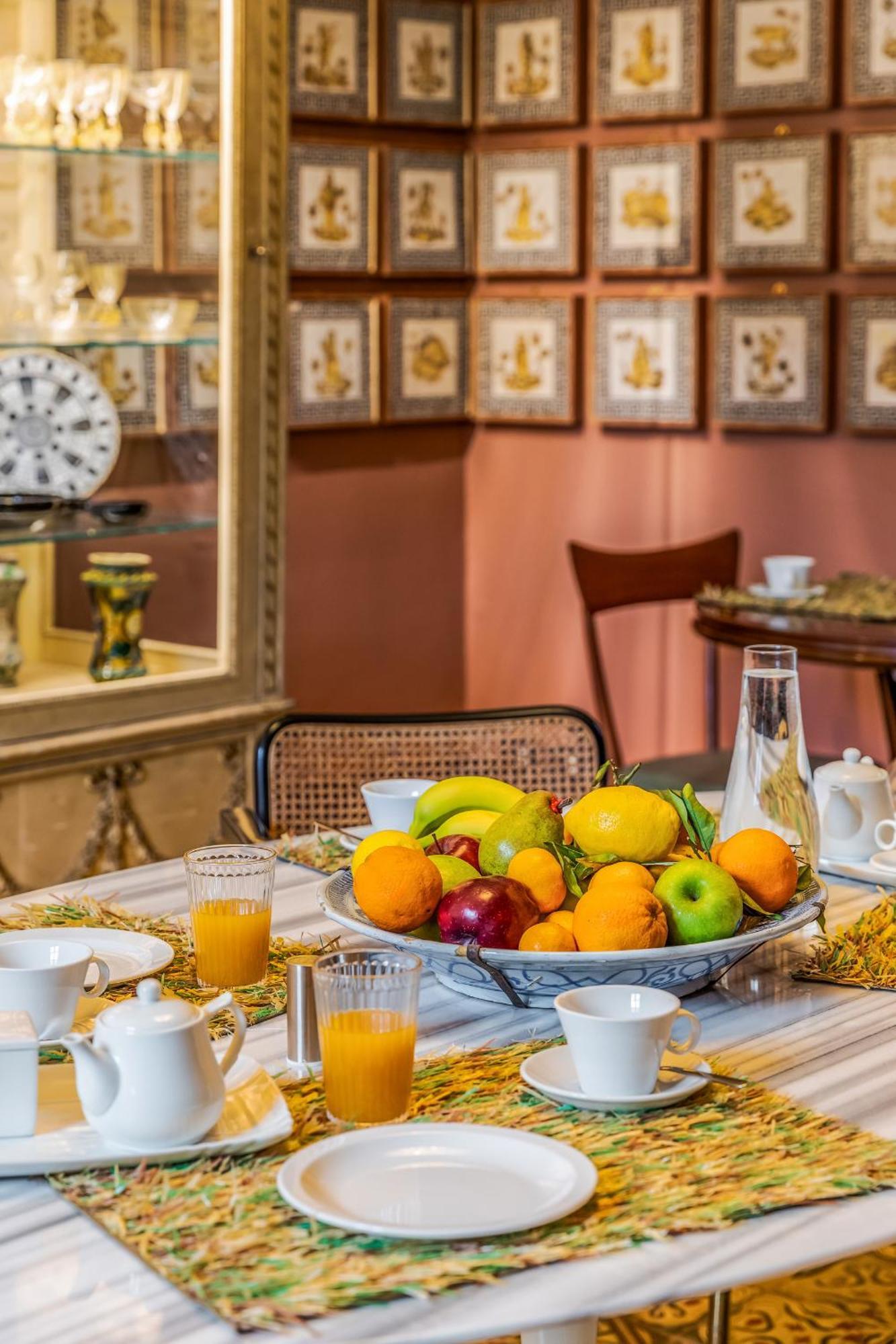 Le Stanze Al Genio Di Darlon Bed & Breakfast Palermo Bagian luar foto